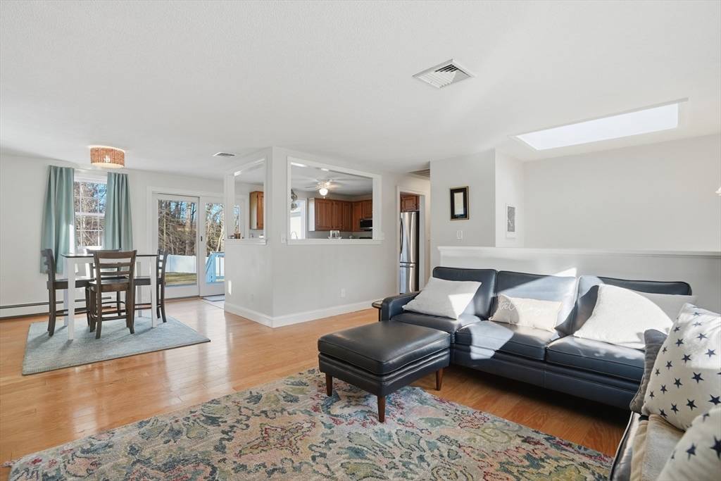 Framingham, MA 01701,492 Elm Street