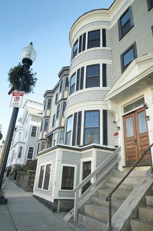 Boston, MA 02127,501 E Broadway #1