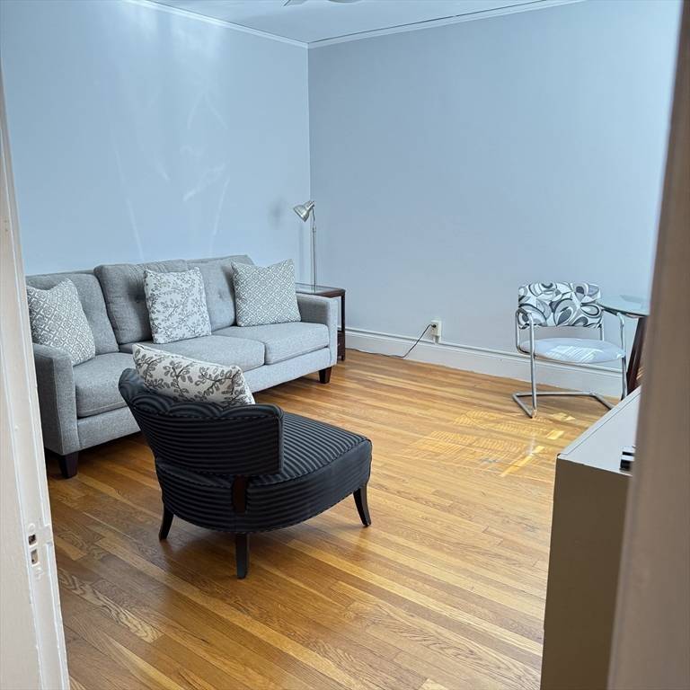 Cambridge, MA 02139,285 Harvard Street #203