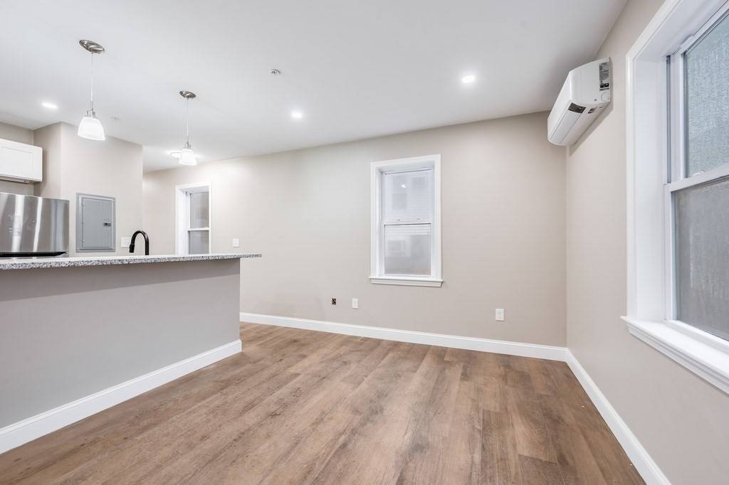 25 Buckley St #1L, Quincy, MA 02169