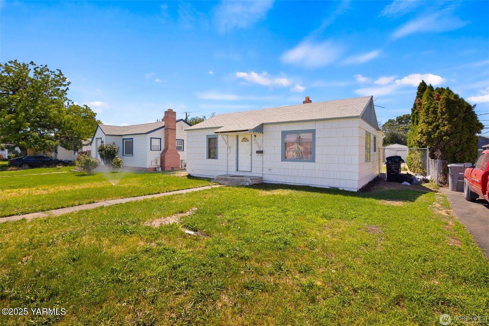 Yakima, WA 98902,1004 2ND Ave S