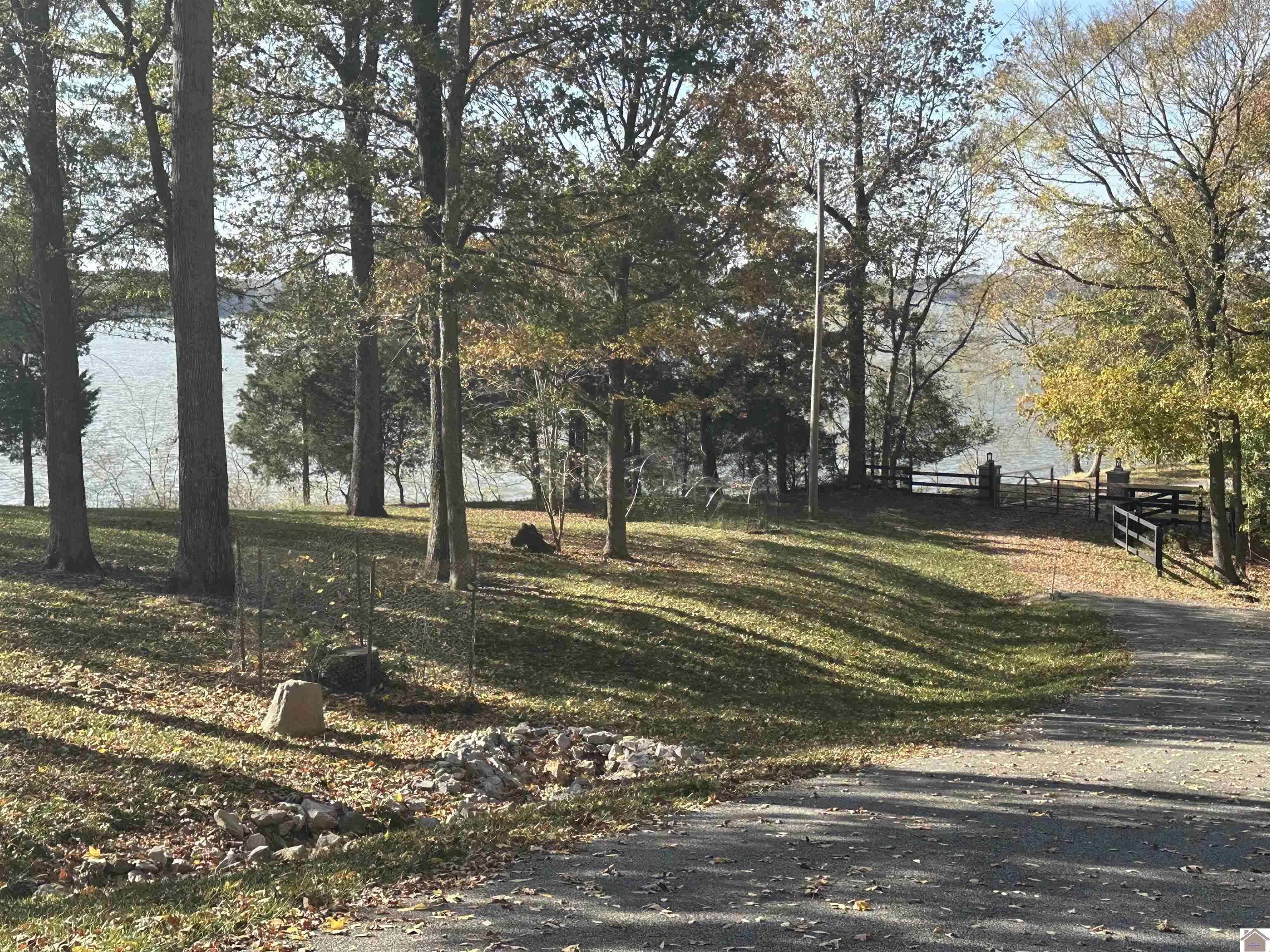 Eddyville, KY 42038,130 Nida