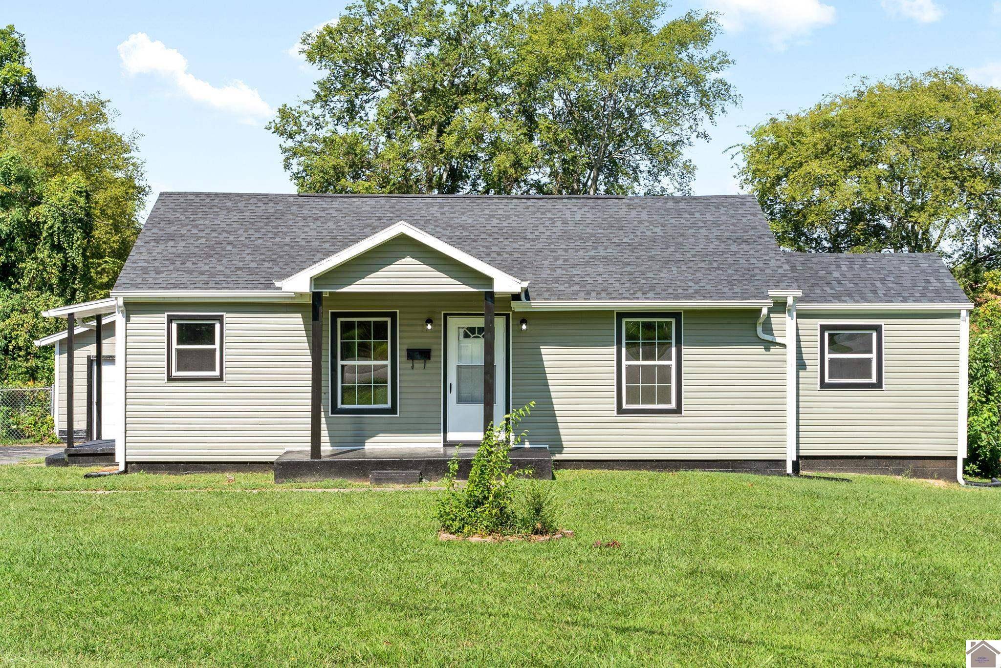 Hopkinsville, KY 42240,2619 KENWOOD DRIVE