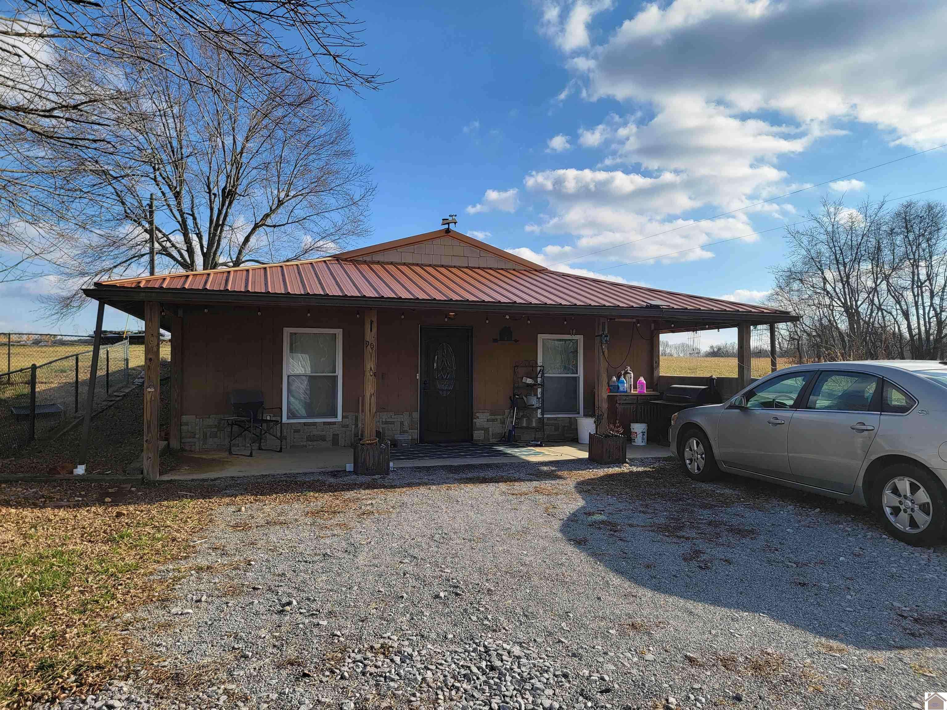 Eddyville, KY 42038,5850 State Hwy 1943 West