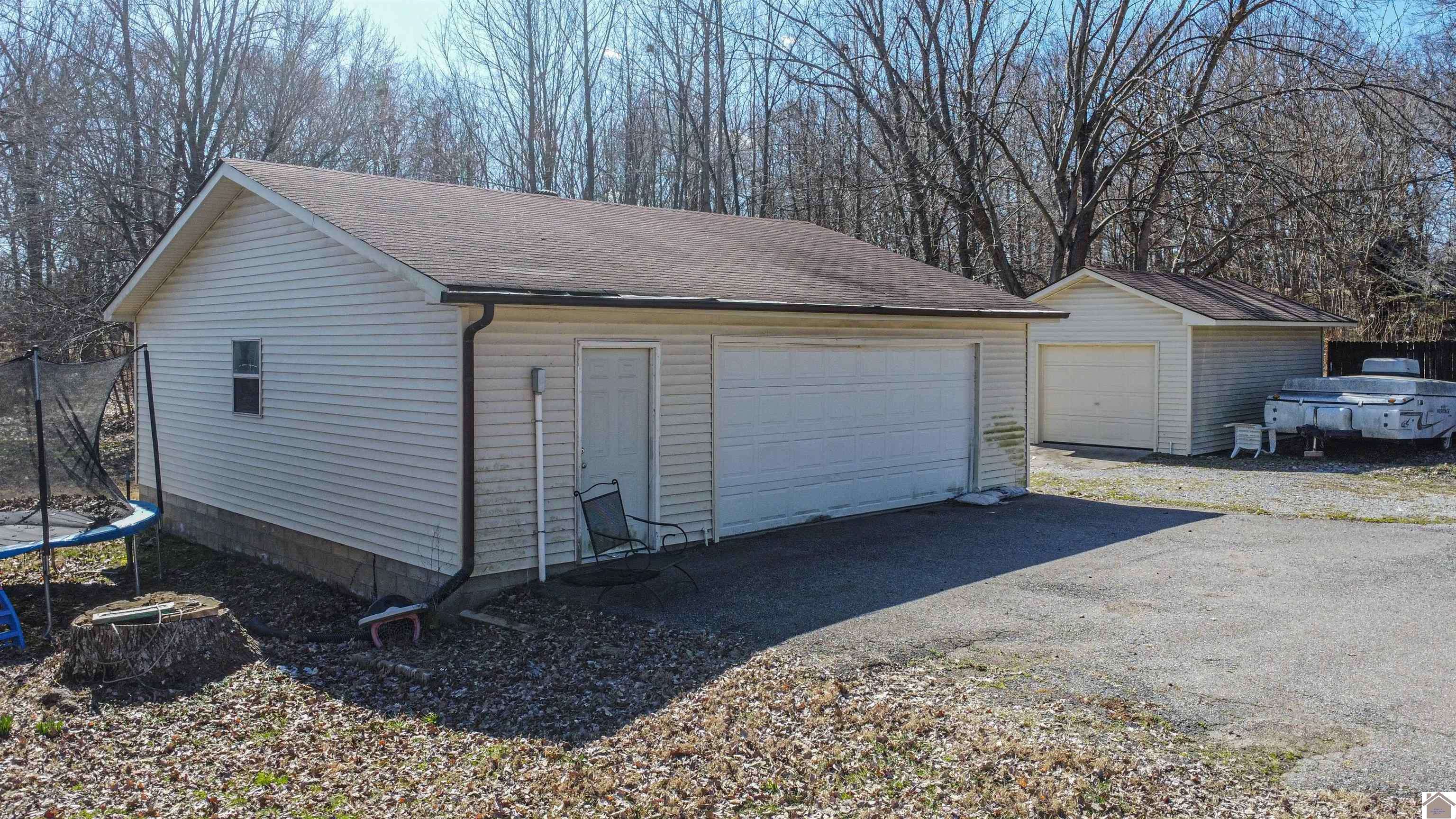 Paducah, KY 42003,1545 Culp Road