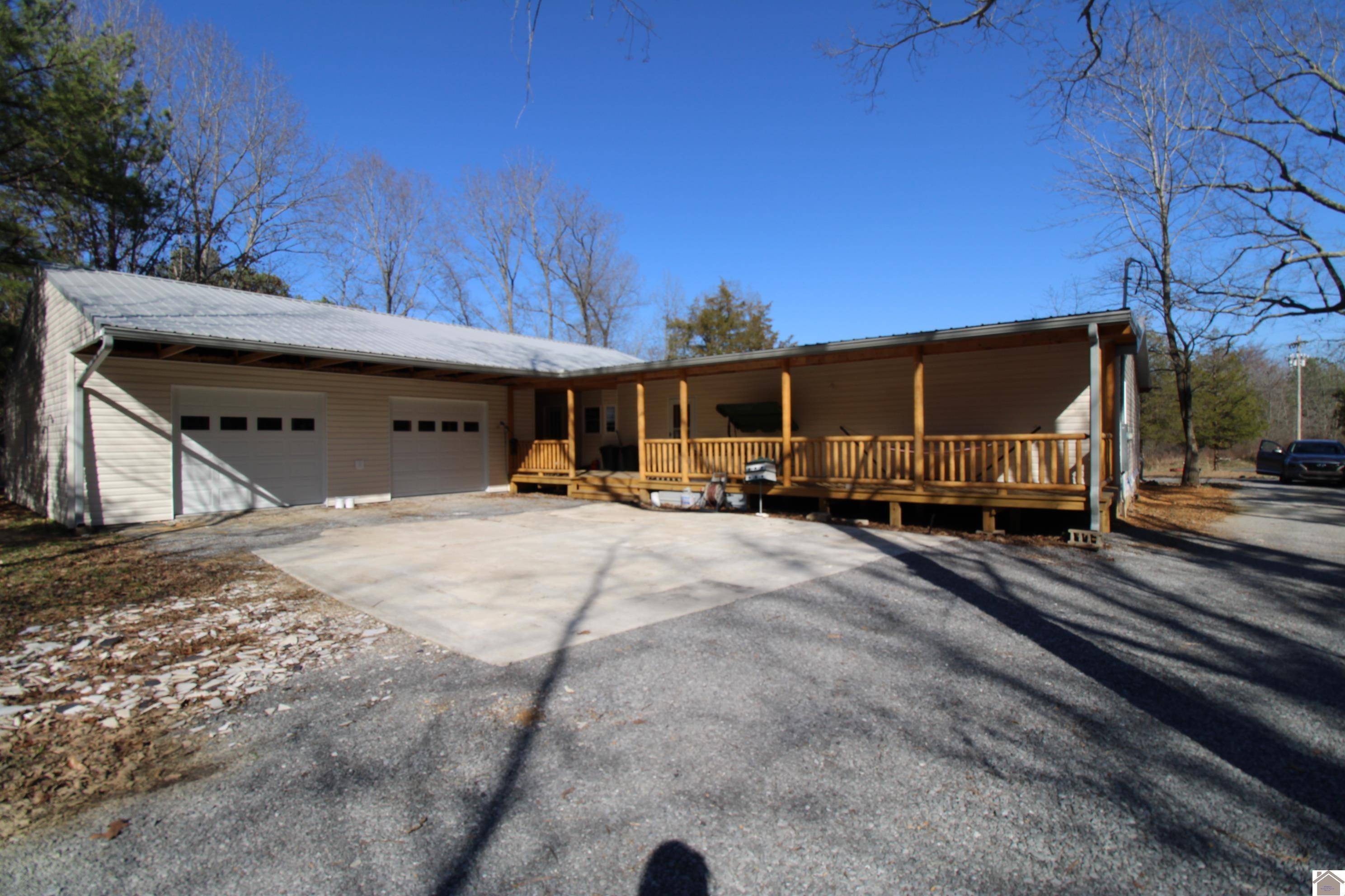 Hardin, KY 42048,130 Brownie Road