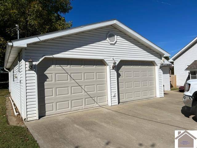 Princeton, KY 42445,303 Maple Avenue