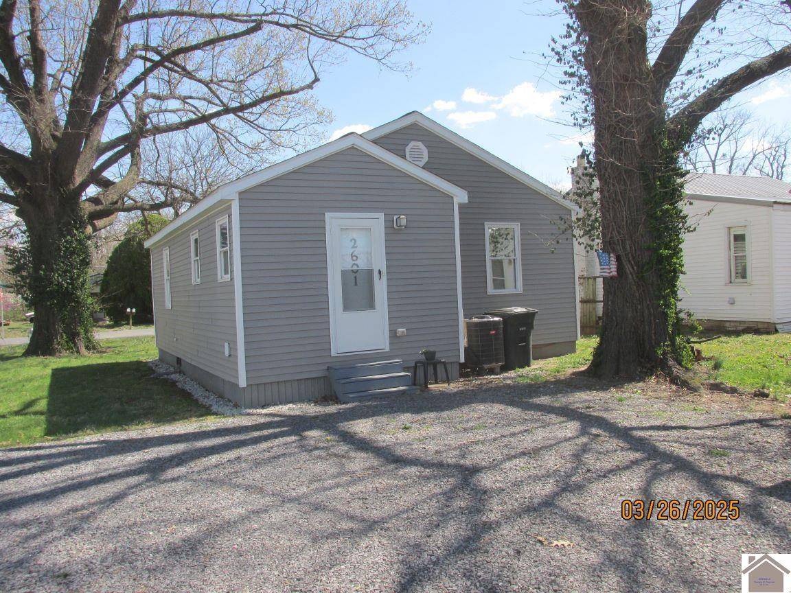 Paducah, KY 42003,2601 Fairmont St