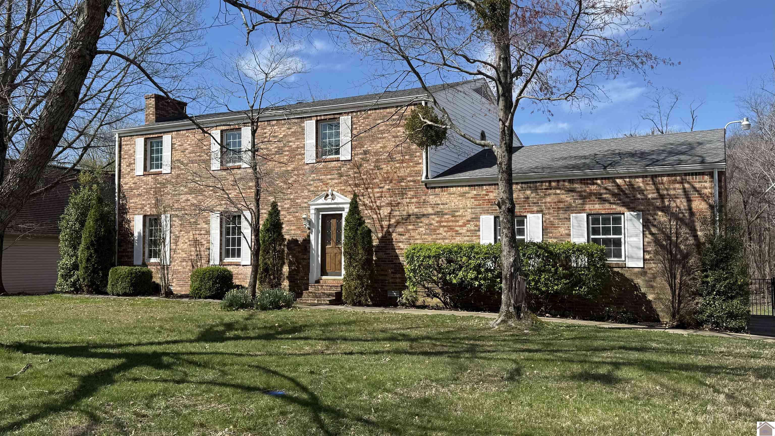 Paducah, KY 42001,5325 Jewell Lane