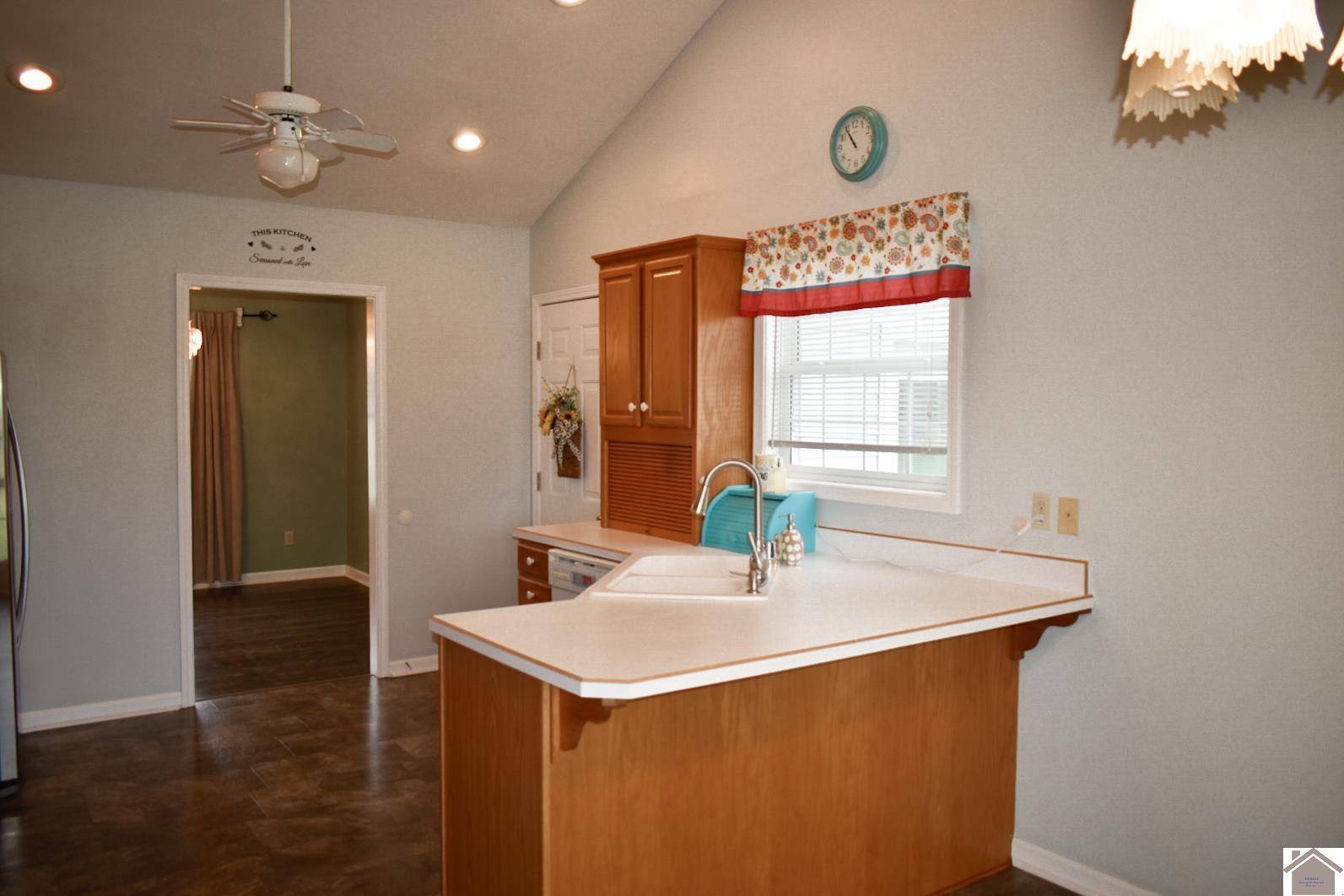 Marion, KY 42064,3468 US HWY 60 W