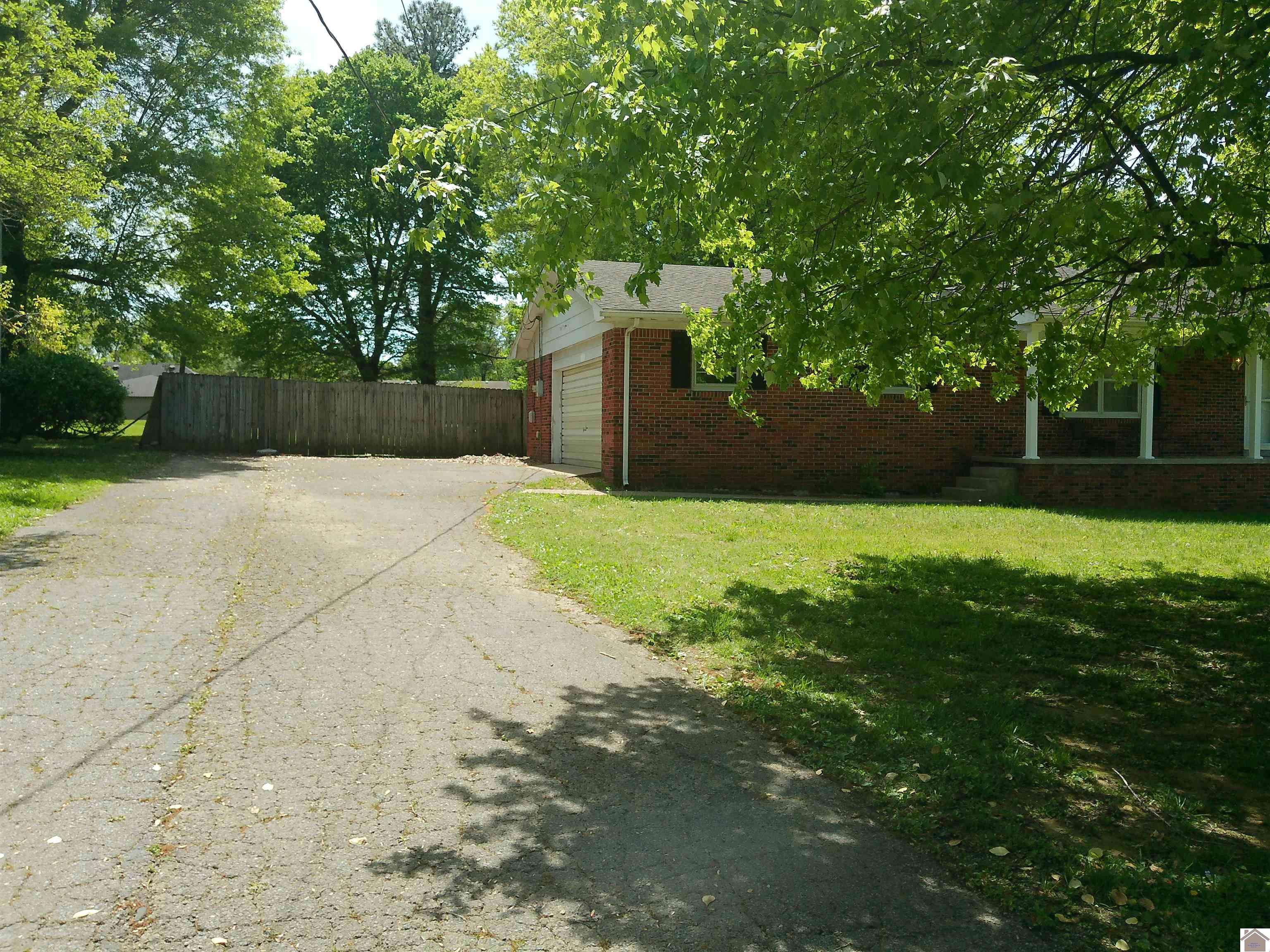 Paducah, KY 42003,720 Berger Rd