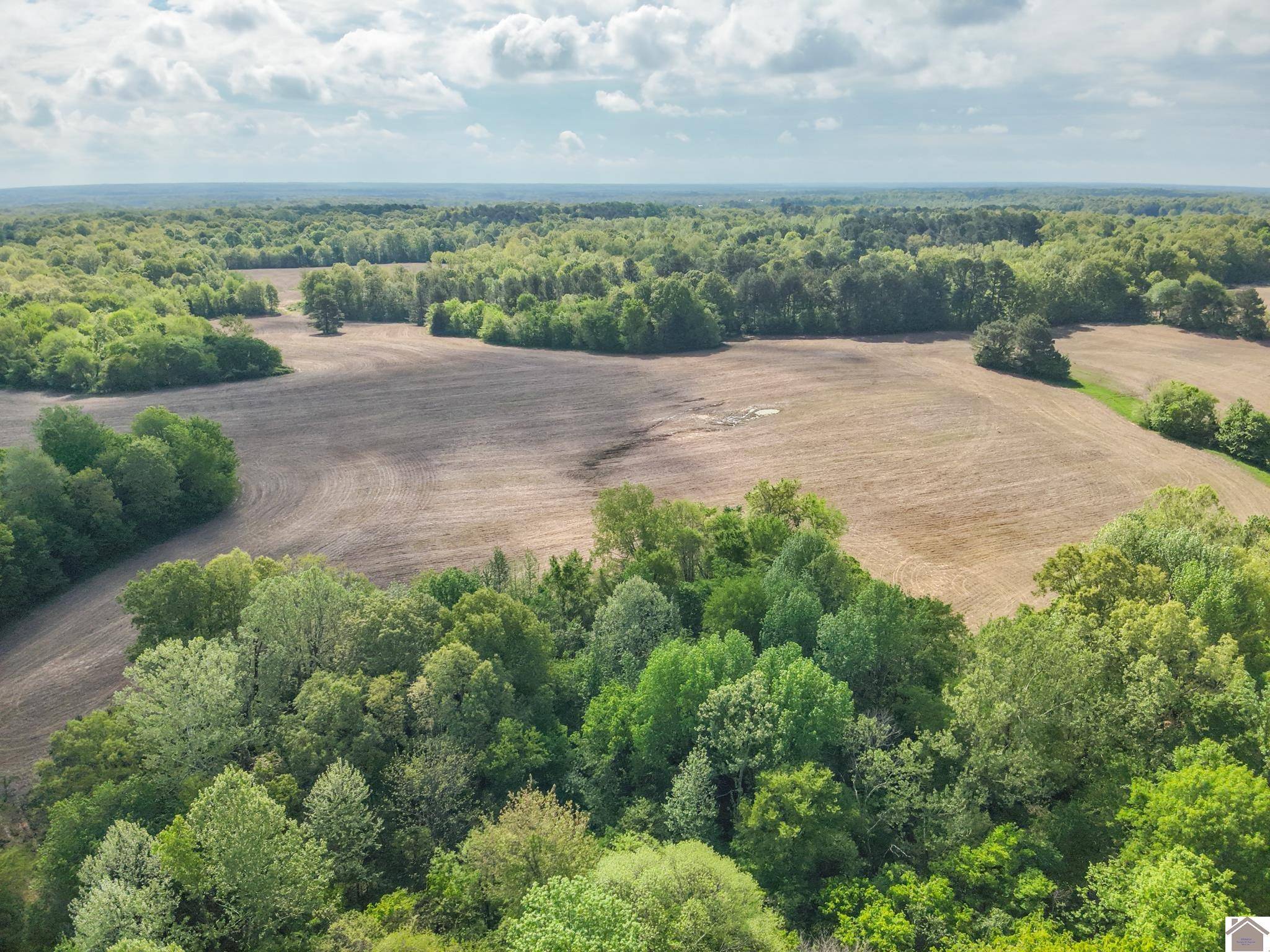 Boaz, KY 42027,000 Housman Rd
