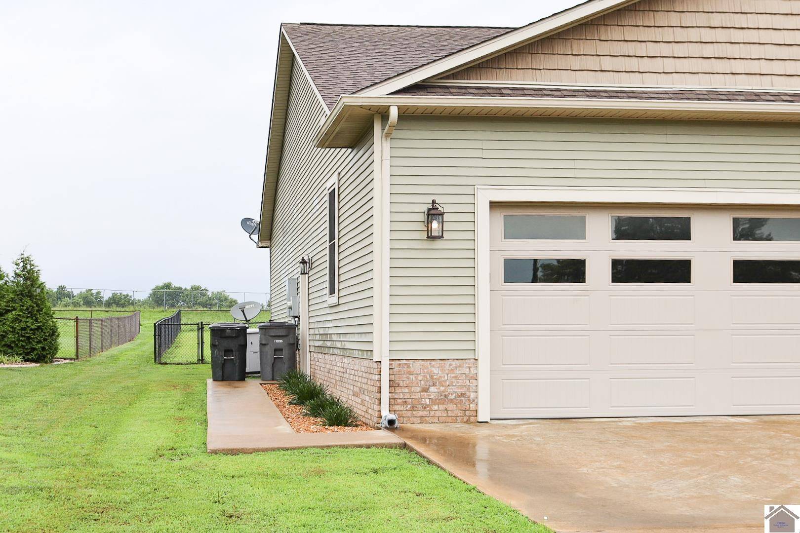 Mayfield, KY 42066,257 Mallard Cove Rd