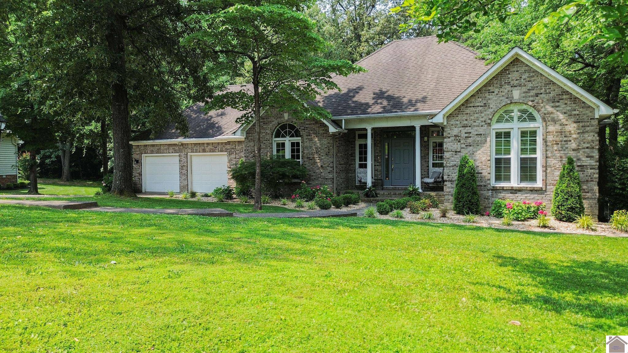 Paducah, KY 42001,110 Downing Cove