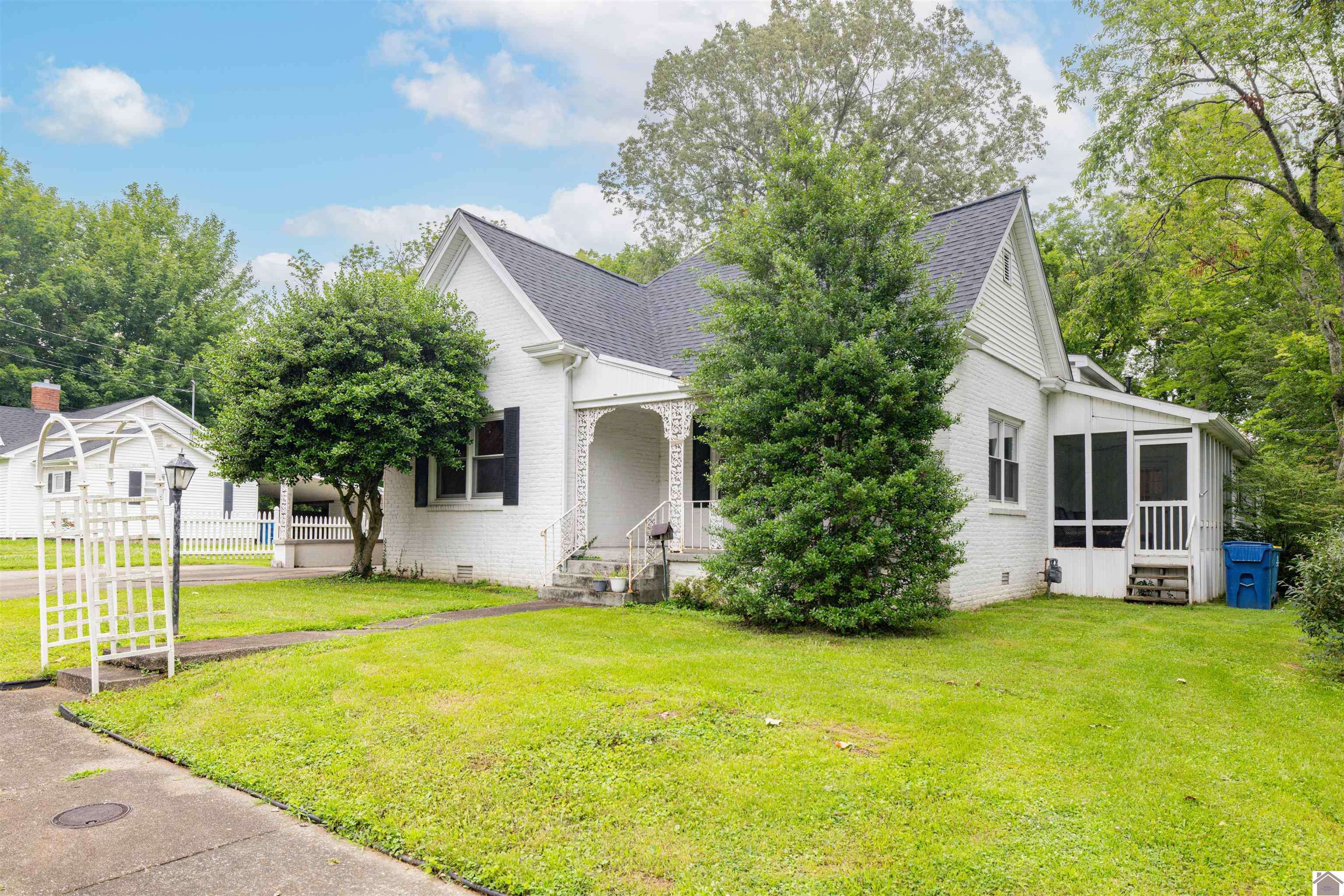 Murray, KY 42071,314 N. 7th St.
