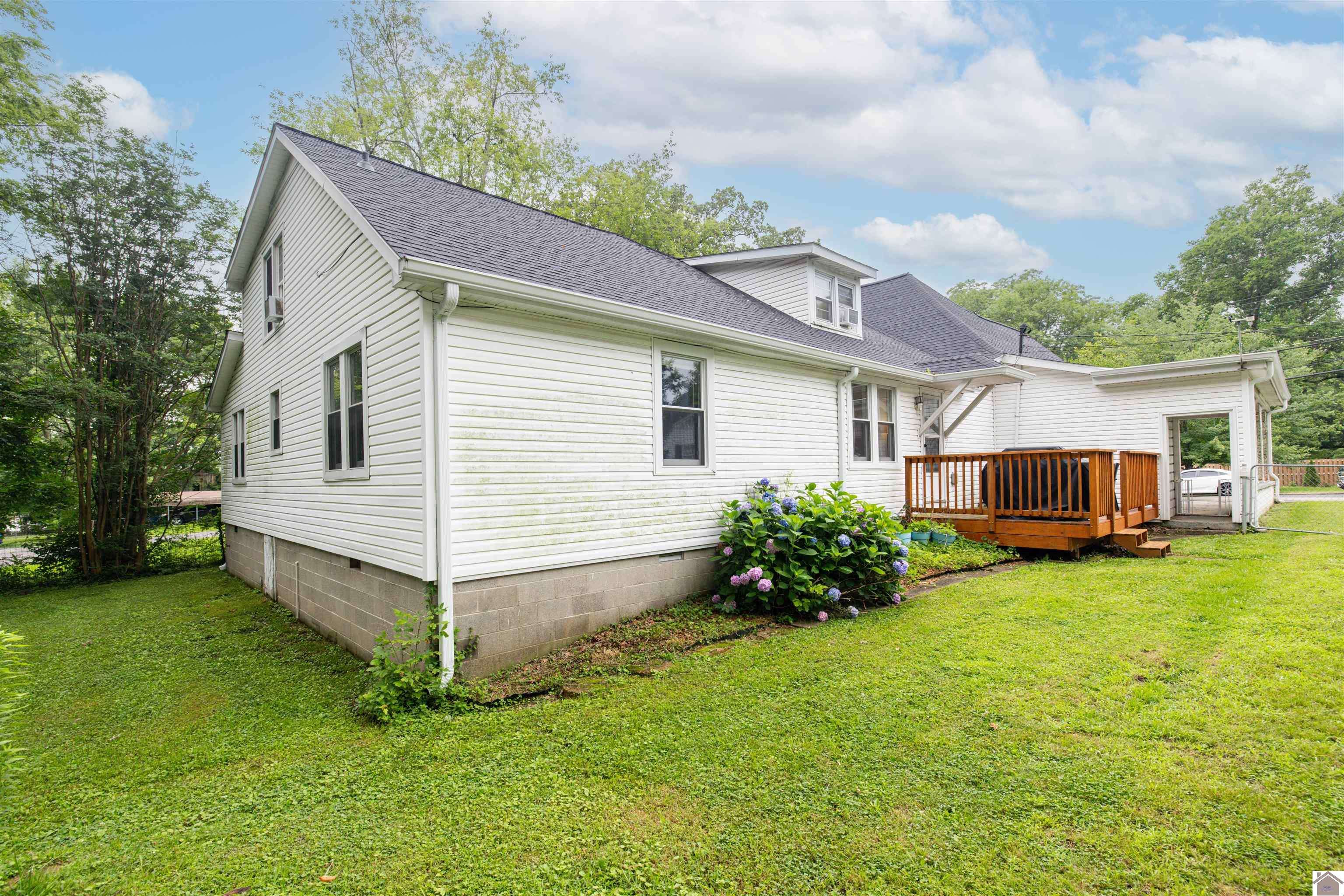 Murray, KY 42071,314 N. 7th St.