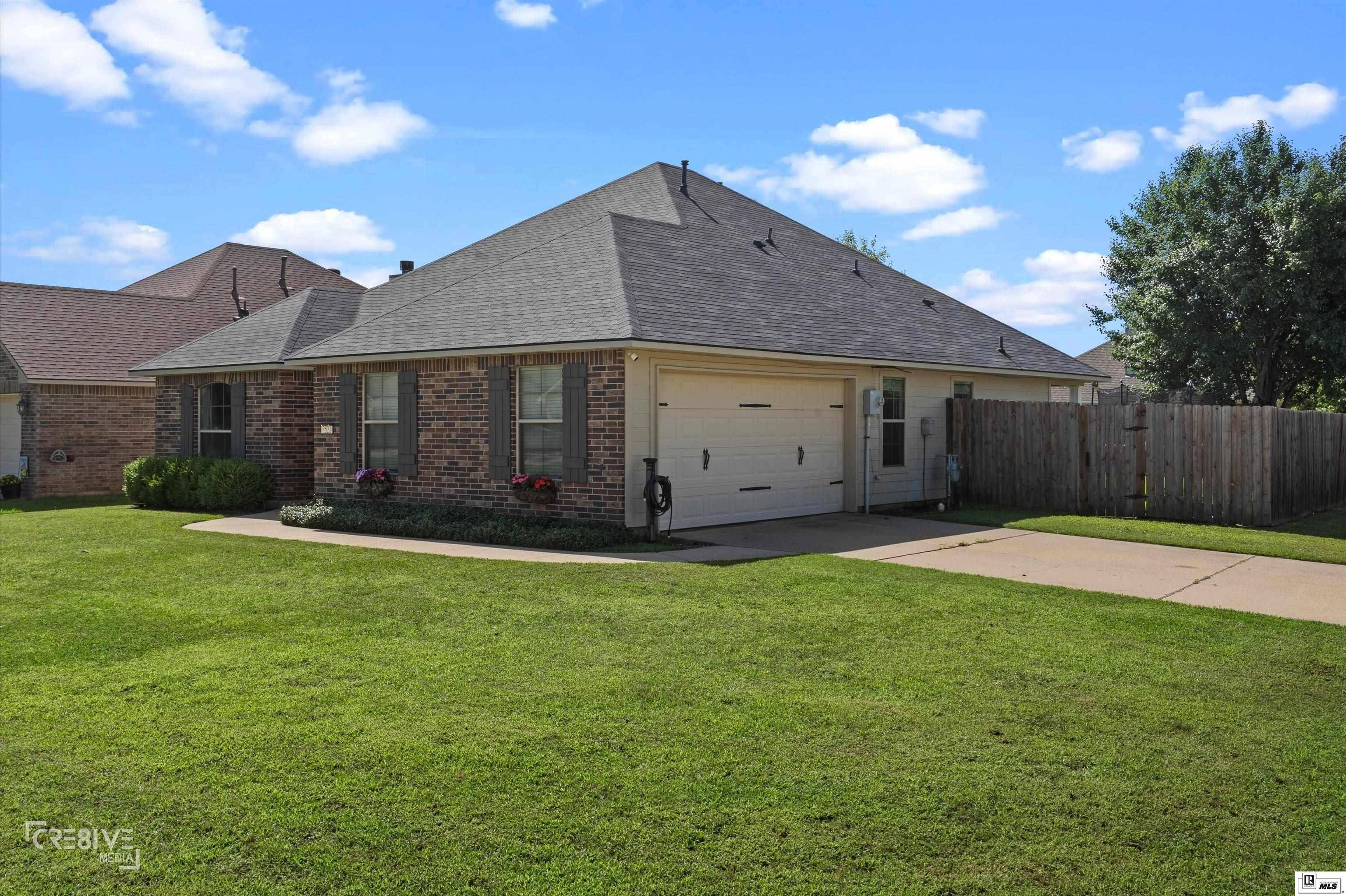 Bossier City, LA 71111,3521 GRAND CANE LANE