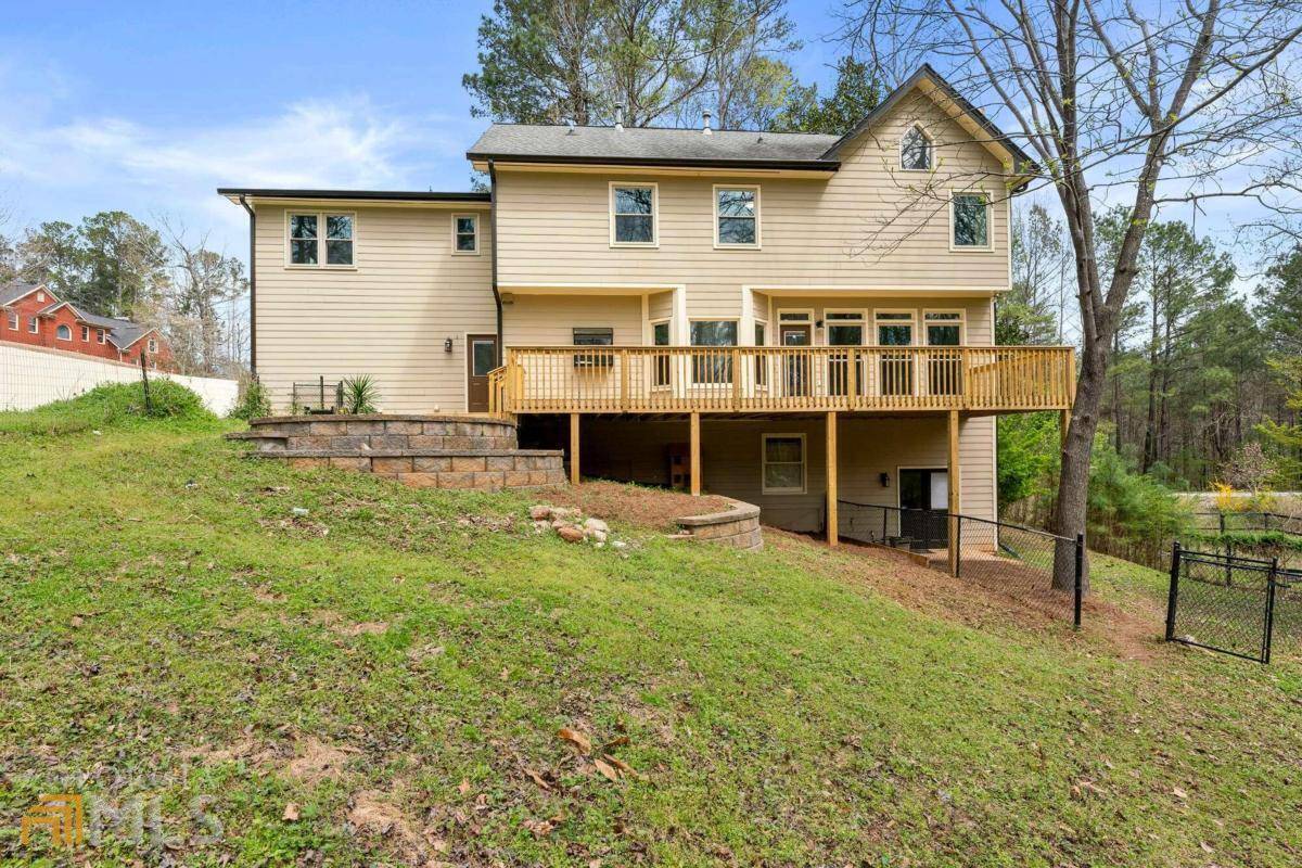 Stone Mountain, GA 30087,488 Summer Glen CT