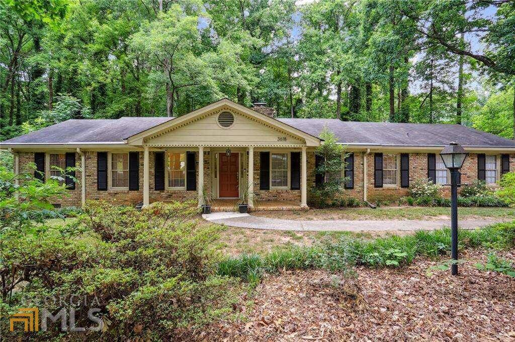 Atlanta, GA 30341,3618 Embry CIR