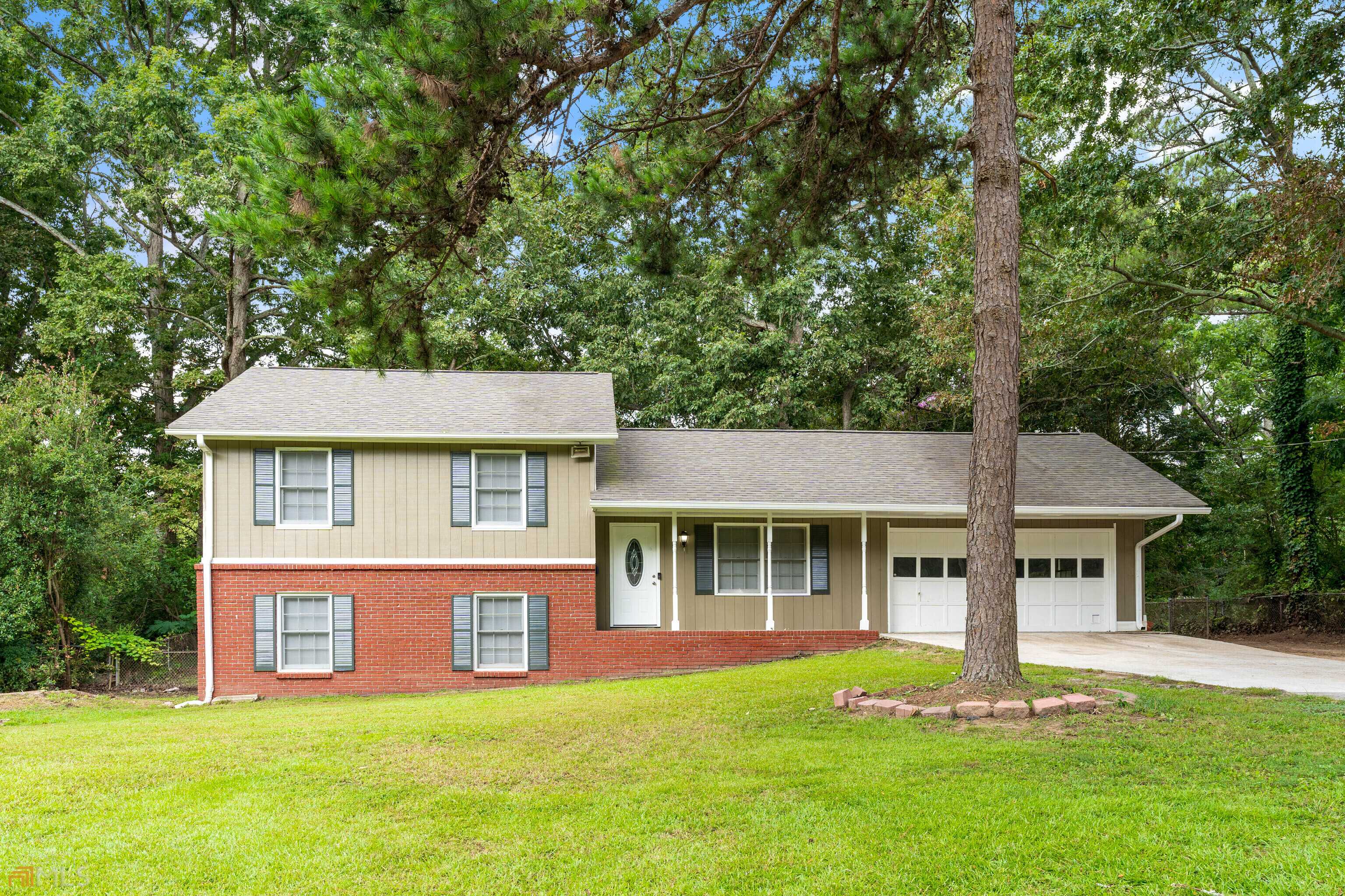 Snellville, GA 30078,1839 Long ST