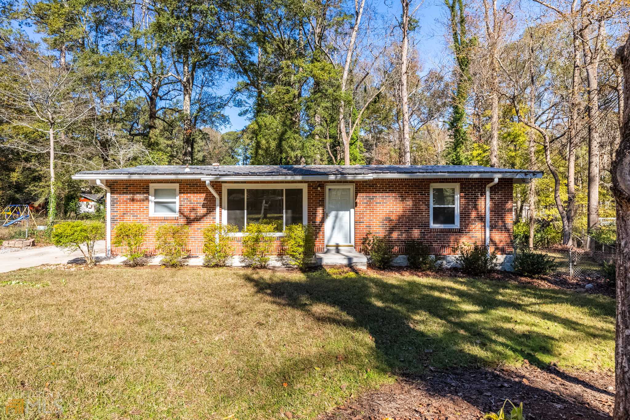 Jonesboro, GA 30236,127 E Mimosa DR