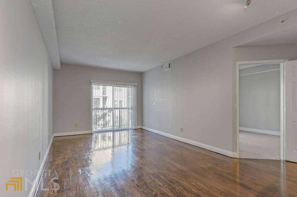 Atlanta, GA 30309,1075 Peachtree WALK NE #A411