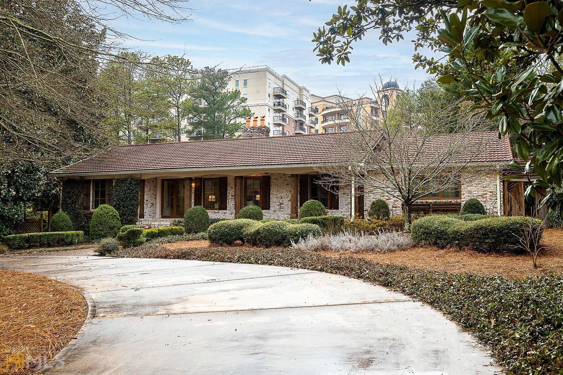 Atlanta, GA 30327,3260 Pine Meadow RD NW