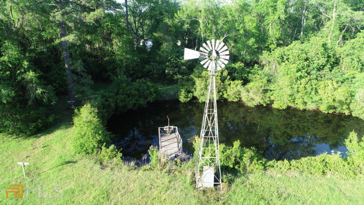 Jesup, GA 31545,285 Lewis RD