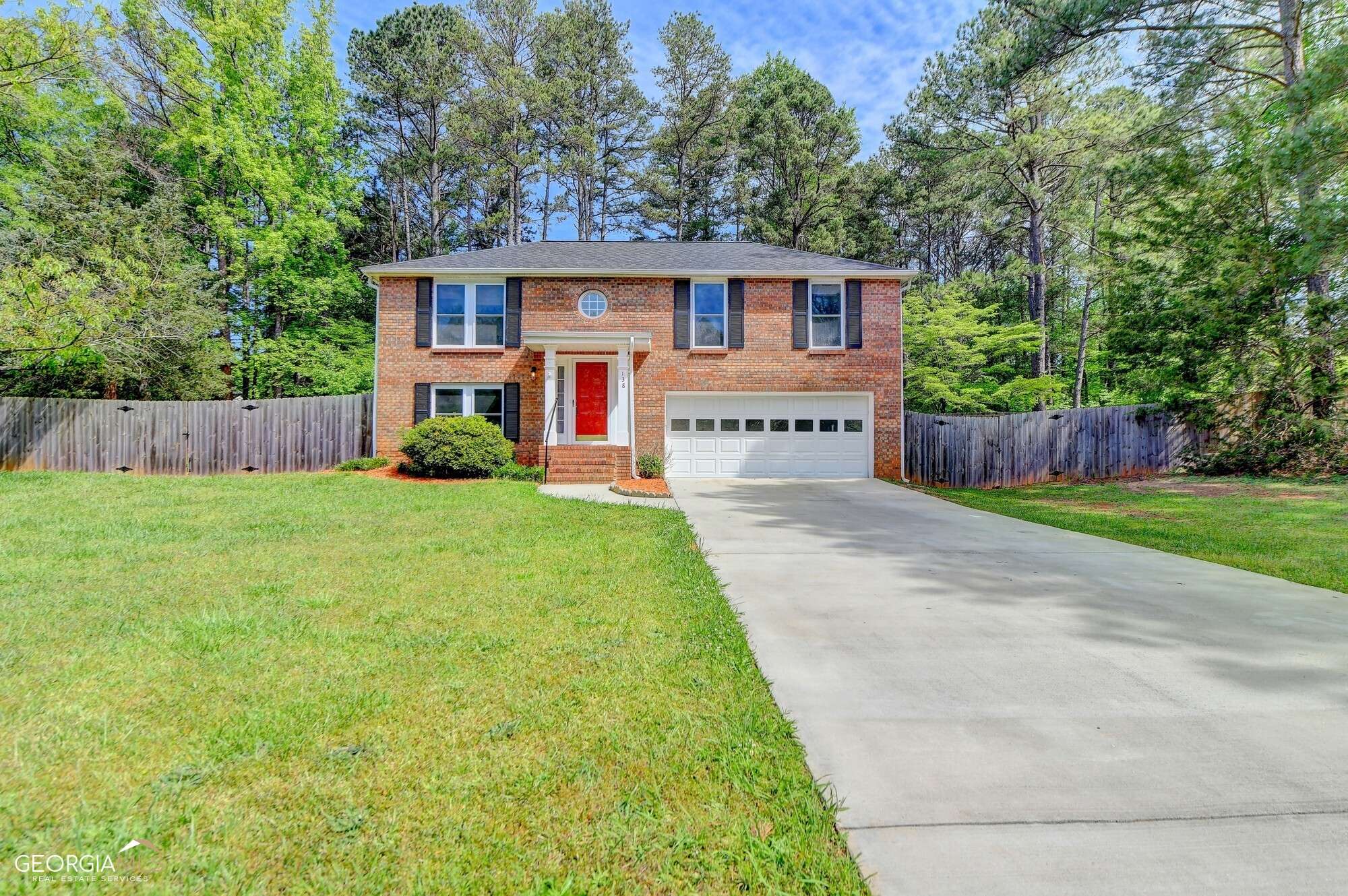 Commerce, GA 30529,138 Lewis CIR