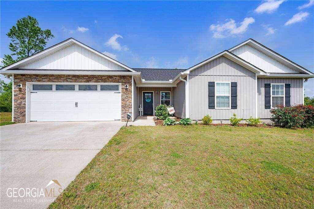 Calhoun, GA 30701,452 Lakecrest CIR SW