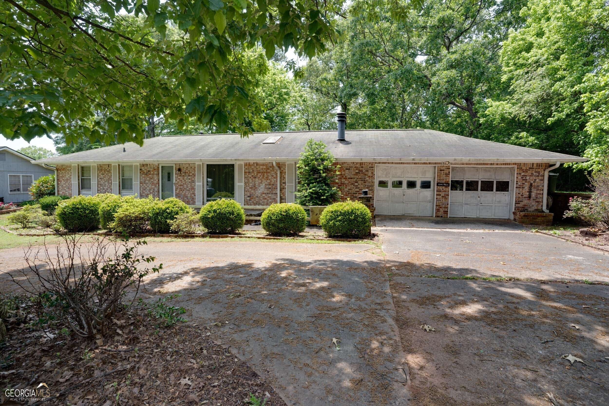 Marietta, GA 30060,1041 Pair RD