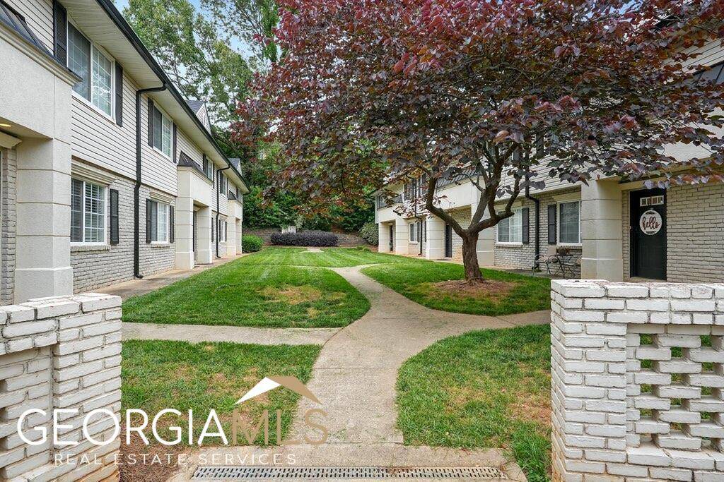 Sandy Springs, GA 30328,6940 Roswell RD #17E