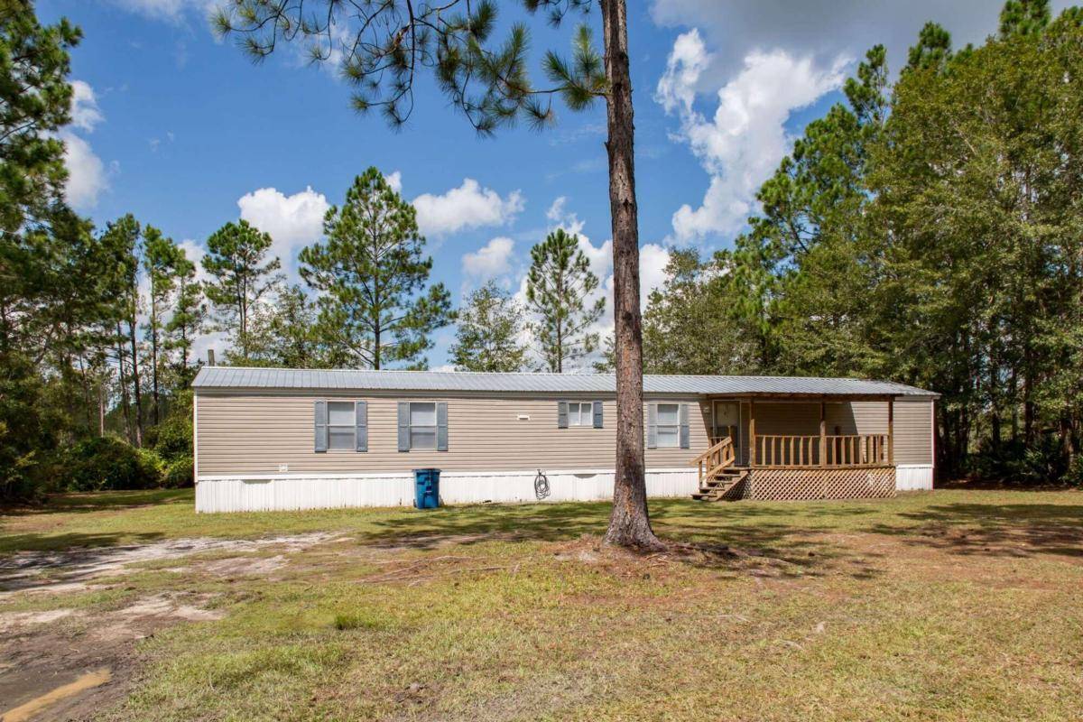 Waycross, GA 31503,4545 Smith LN