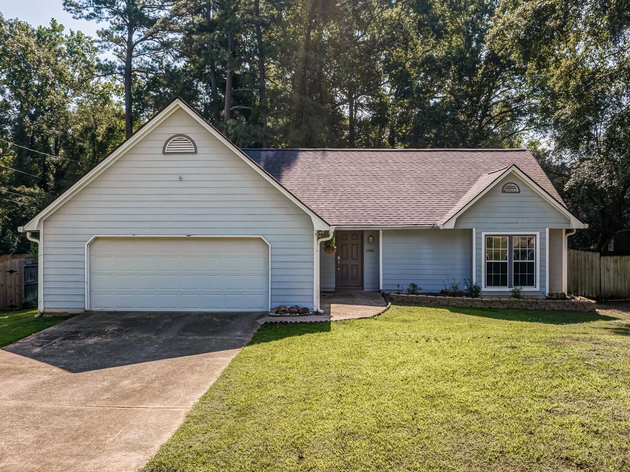 Tucker, GA 30084,6686 Gunstock LN