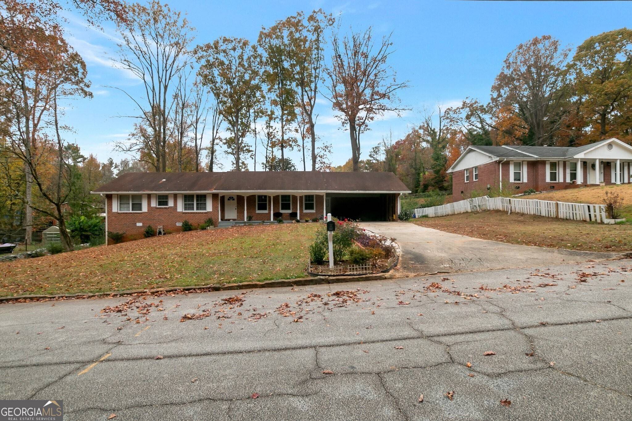 Stone Mountain, GA 30083,4311 Rocking Chair LN