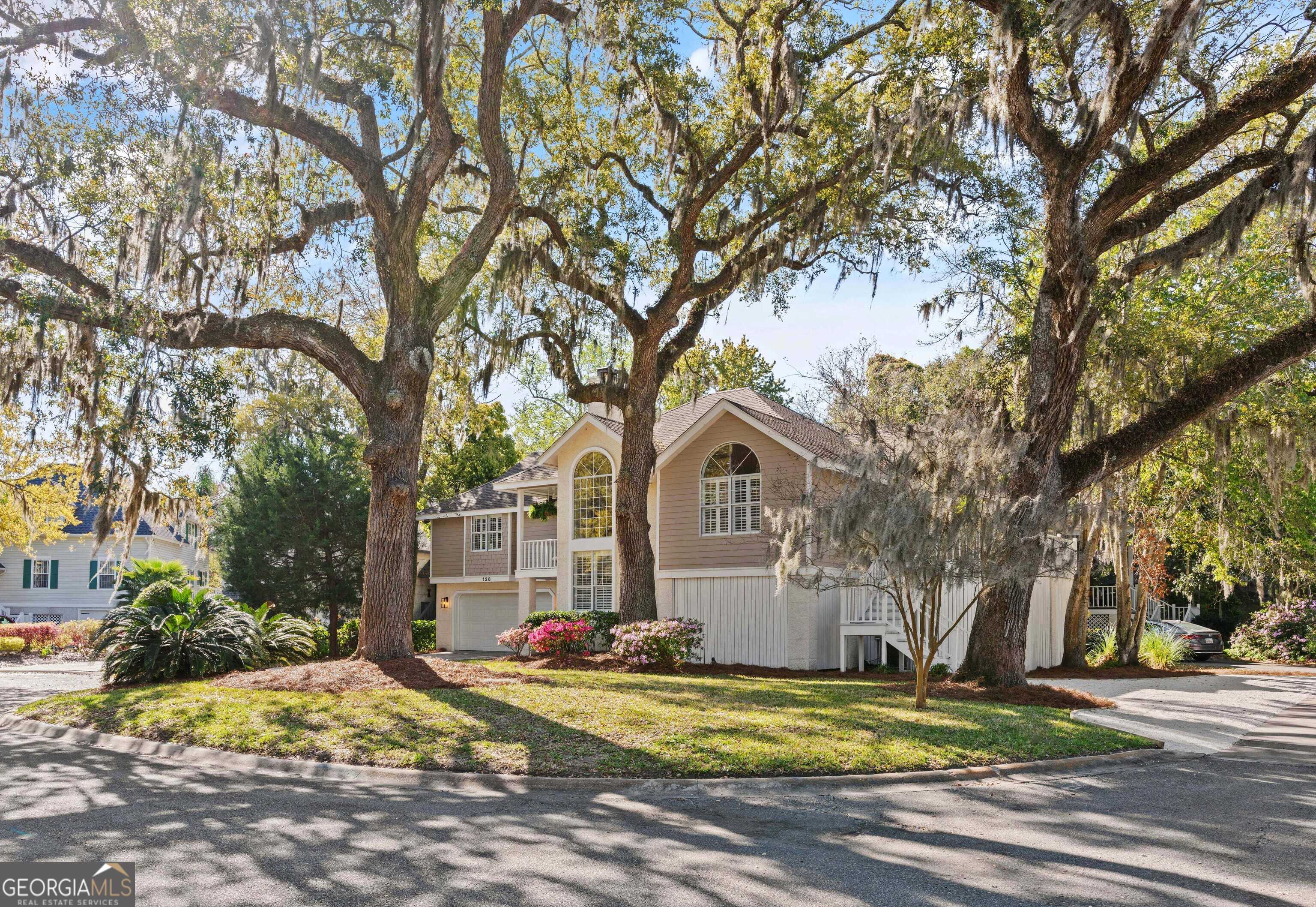 St. Simons, GA 31522,128 Grand Oaks LN