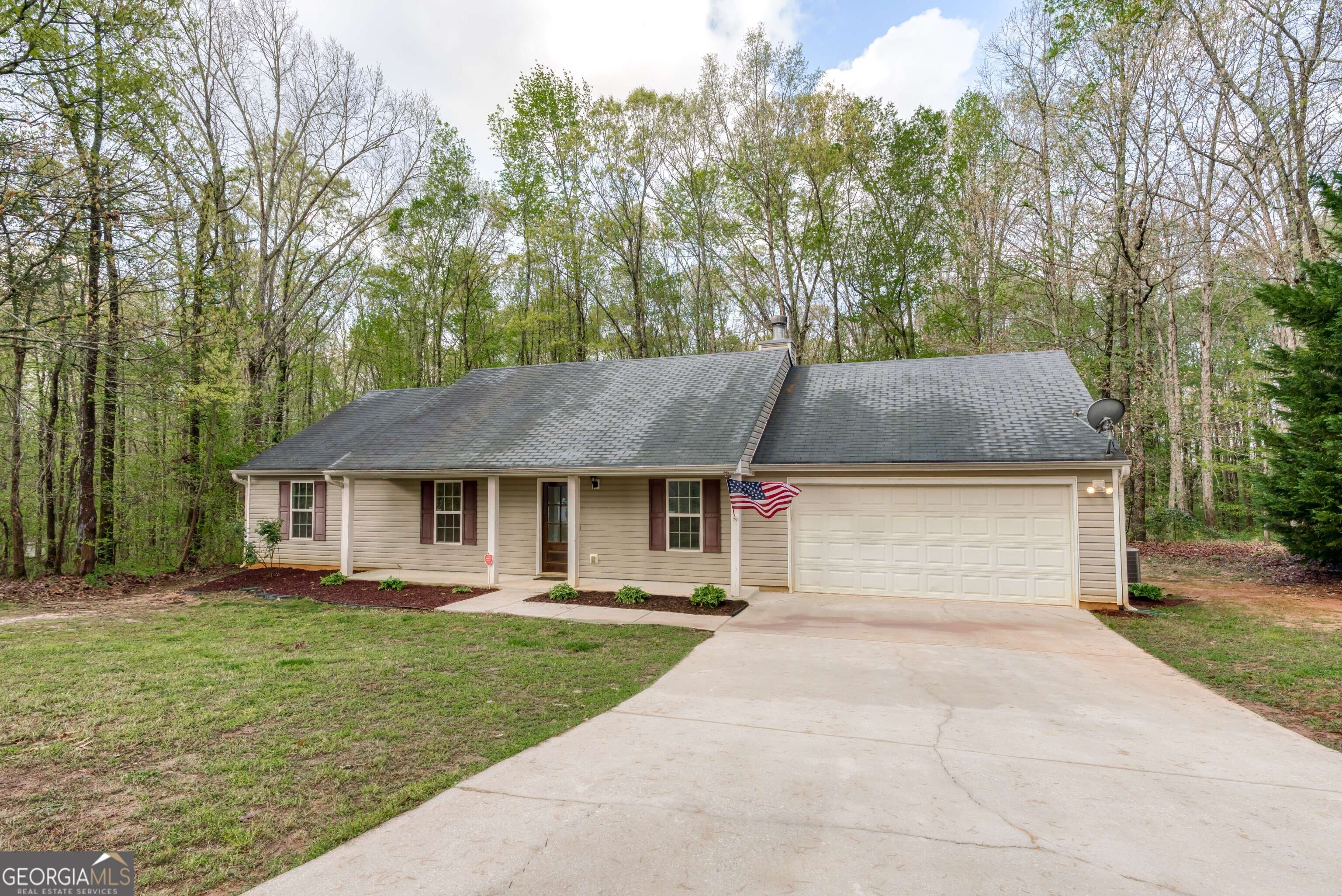 Statham, GA 30666,313 Jacobs LN