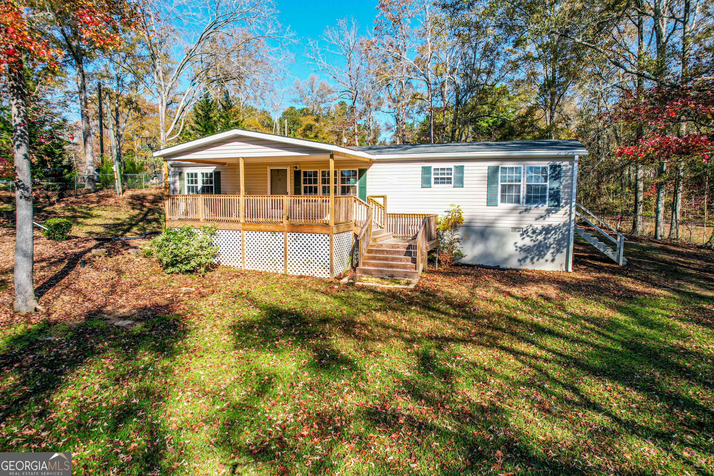 Eatonton, GA 31024,126 W Little River CT