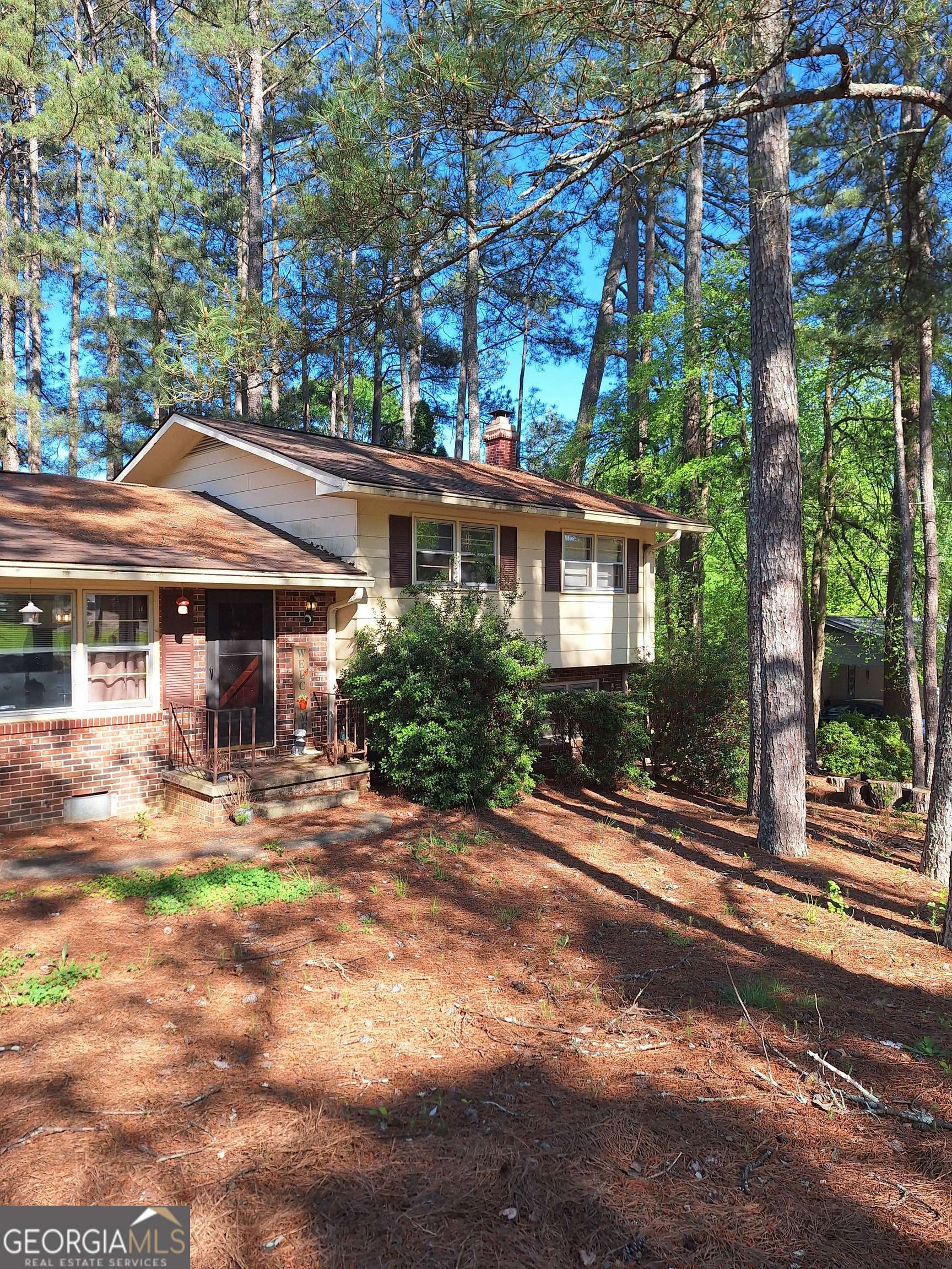 Toccoa, GA 30577,47 Julia LN