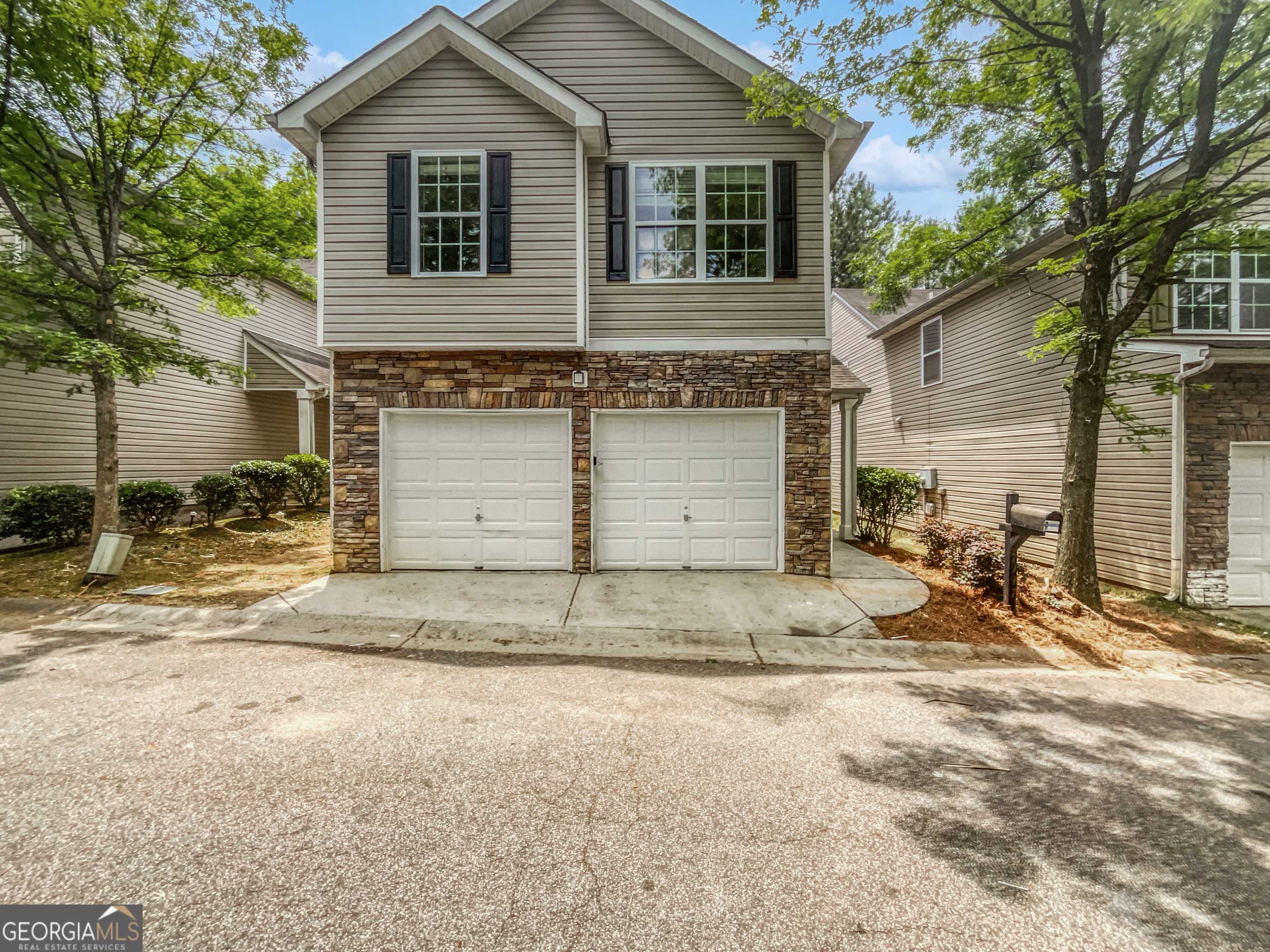 Atlanta, GA 30349,7997 Amazon CT