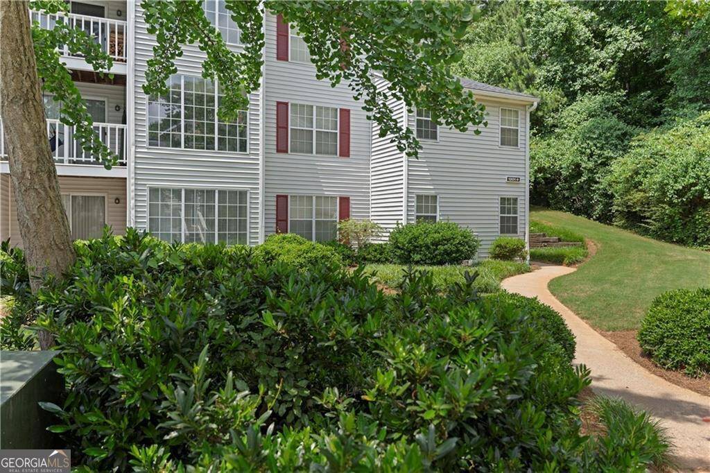 Peachtree Corners, GA 30092,1301 Glenleaf DR #1301