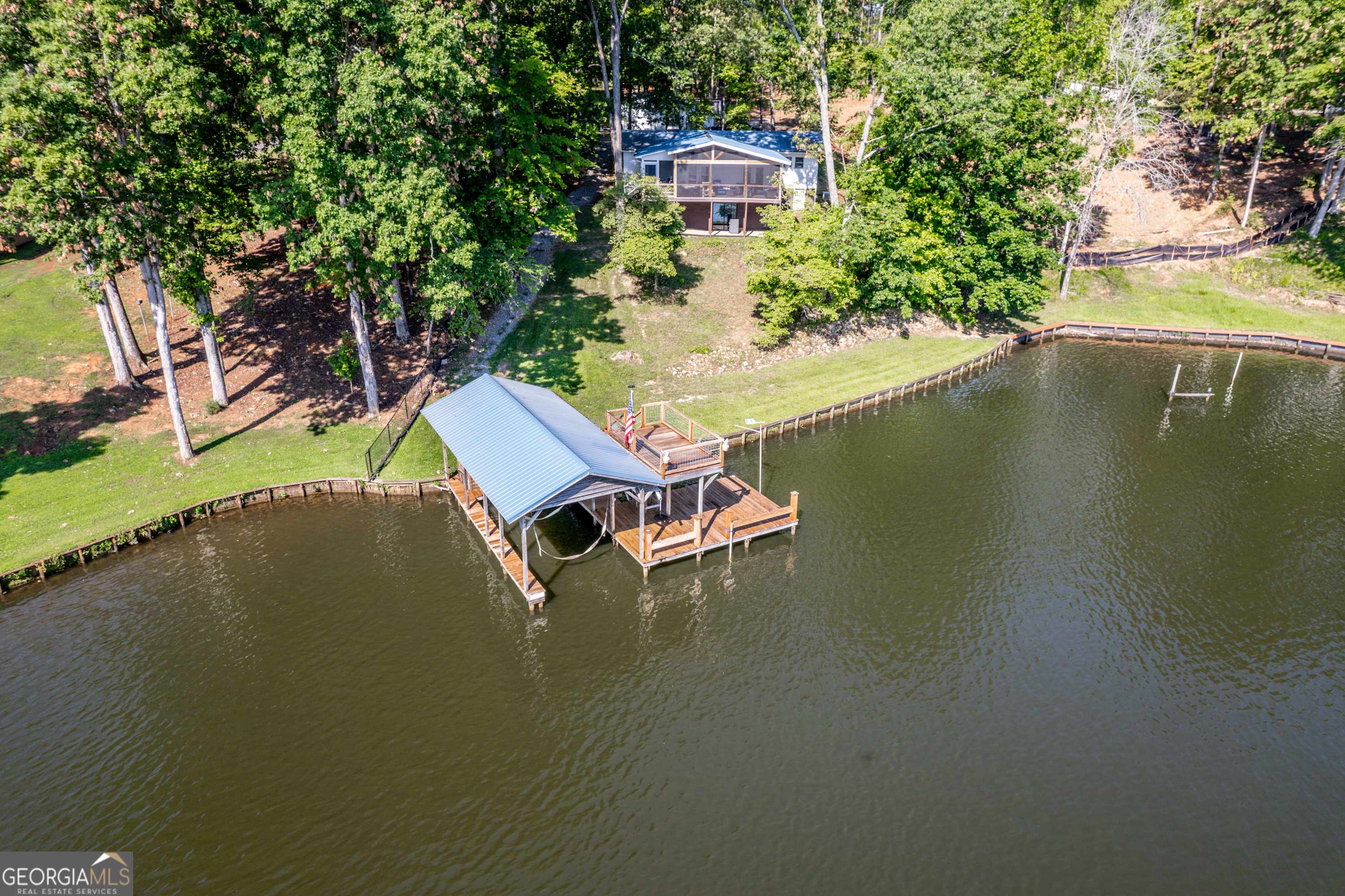 Eatonton, GA 31024,183 Pinewood DR