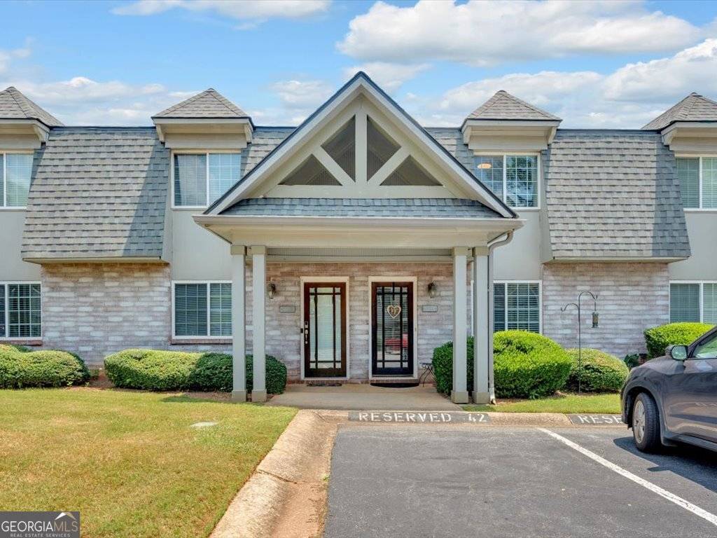 Smyrna, GA 30080,122 Rondak CIR SE