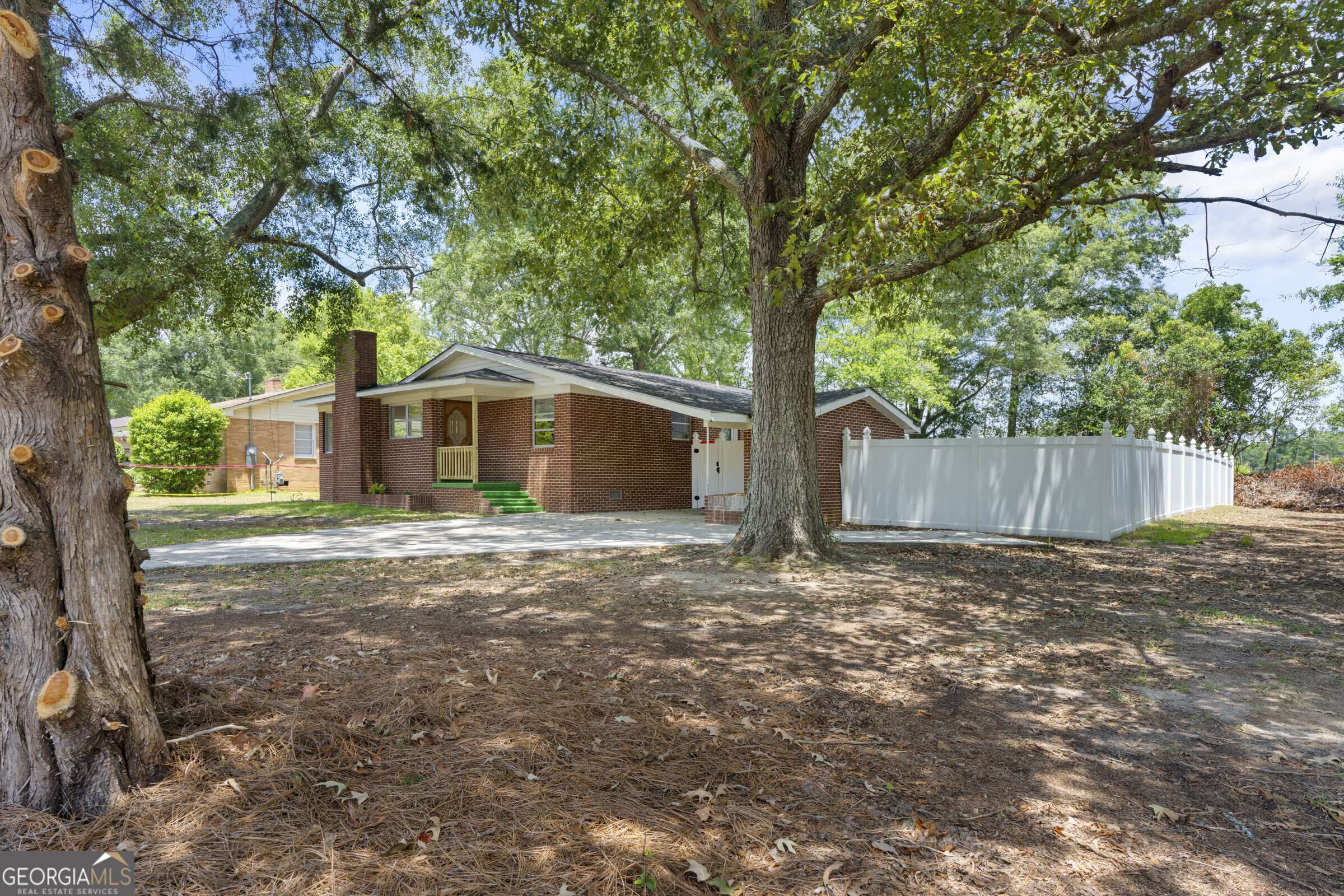 Sandersville, GA 31082,804 Betty St