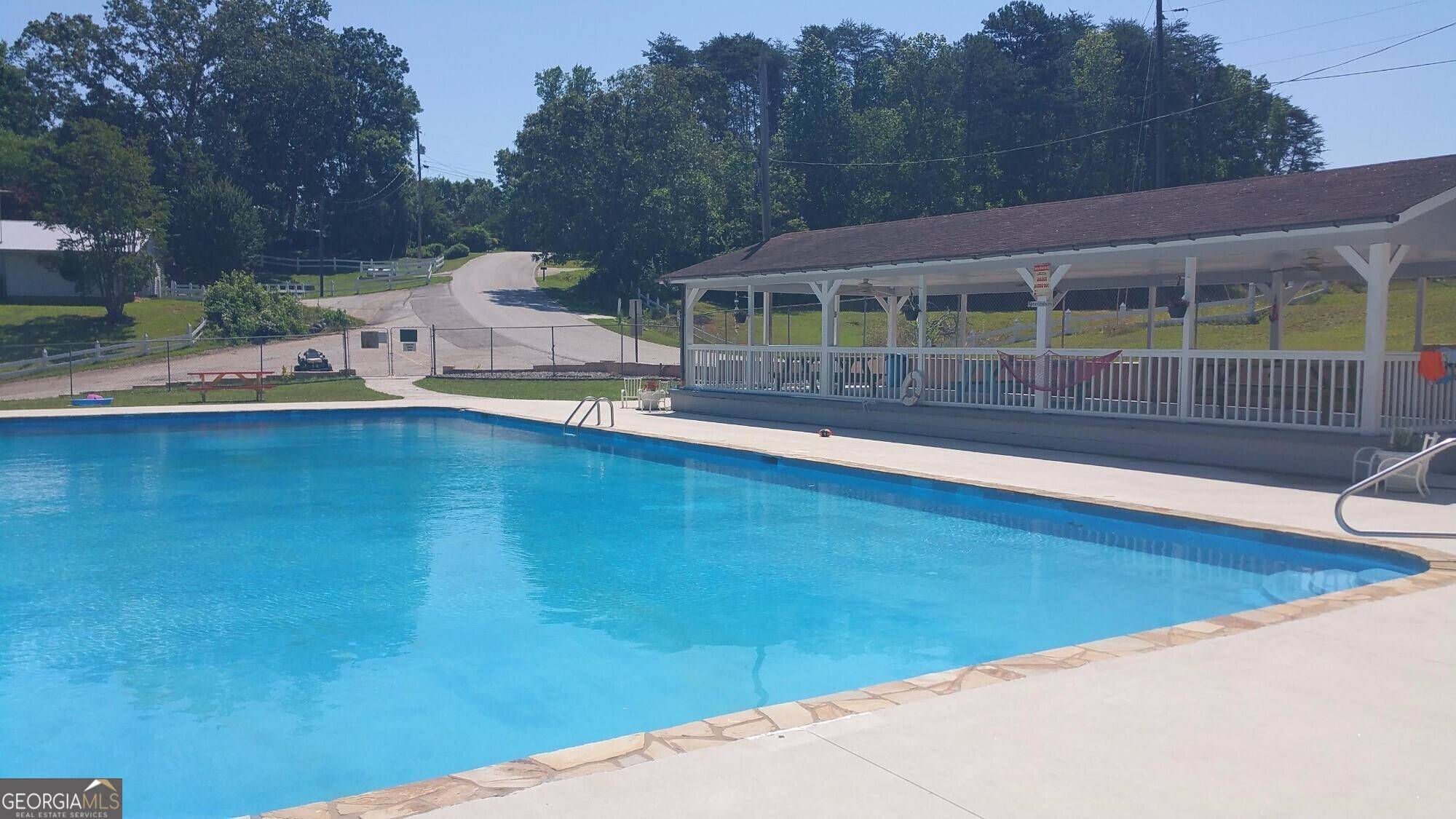 Toccoa, GA 30577,350 Country Club TRL