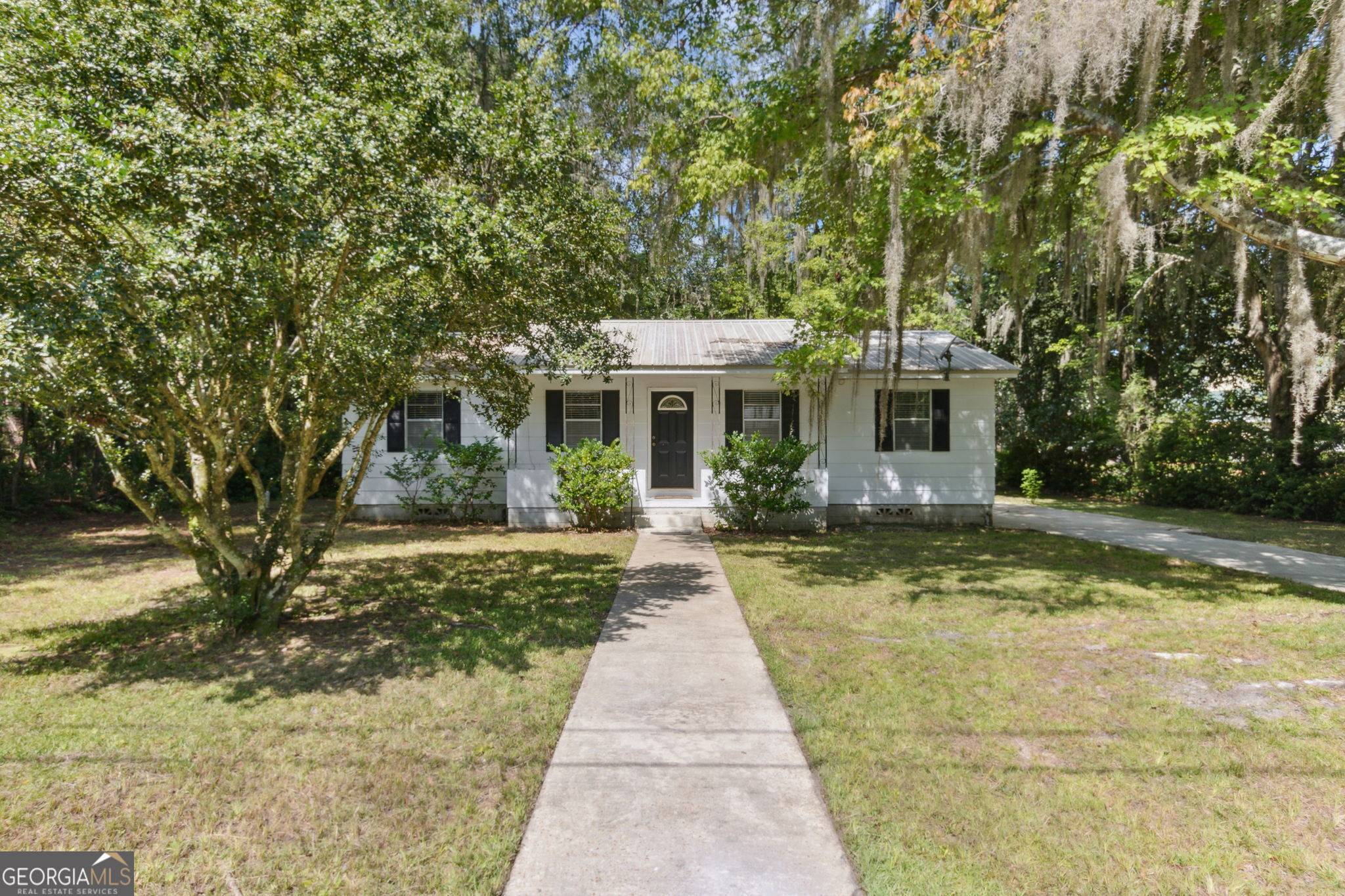 Woodbine, GA 31569,106 Yvonne AVE