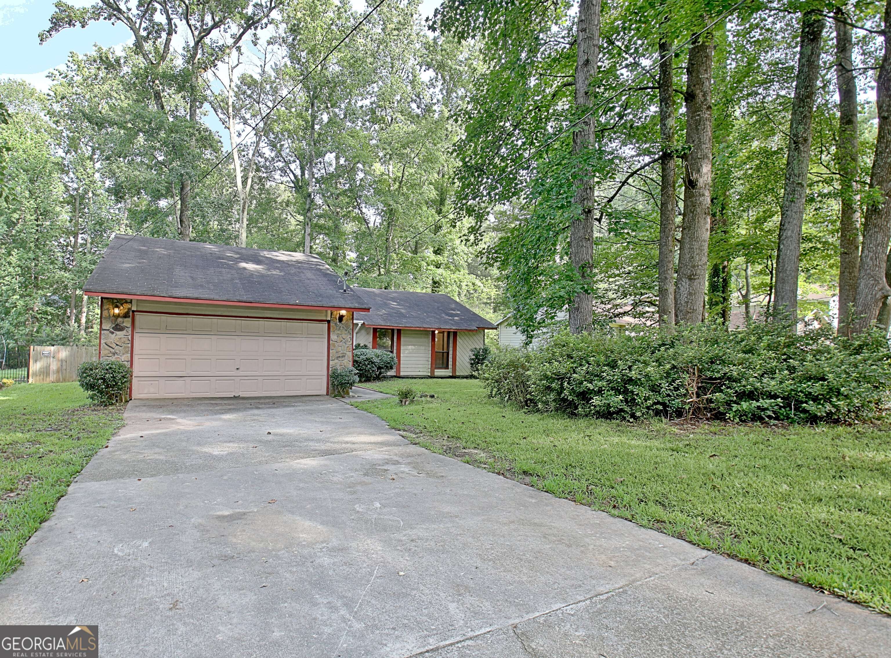 Riverdale, GA 30296,8541 Timberlake DR