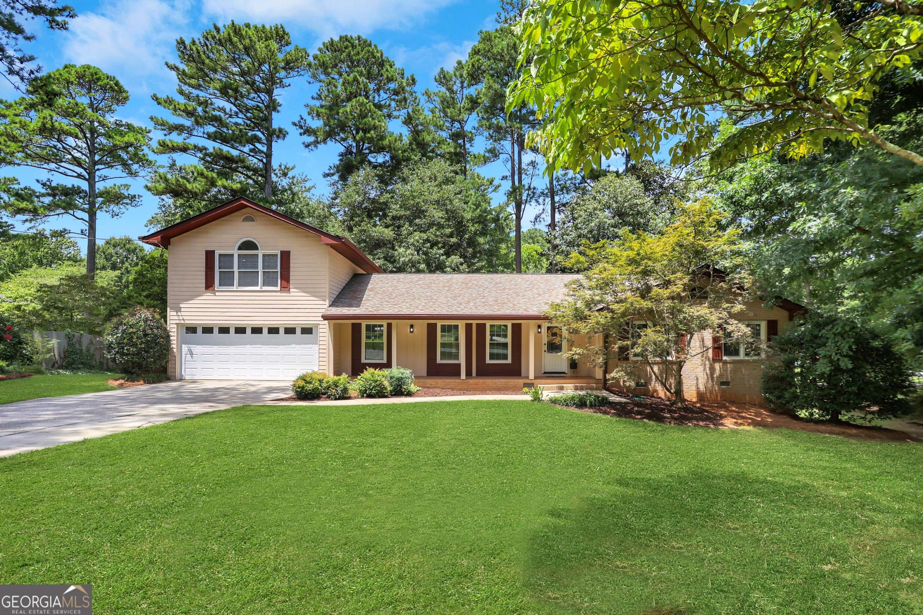 Dunwoody, GA 30360,2542 Maclaren CIR