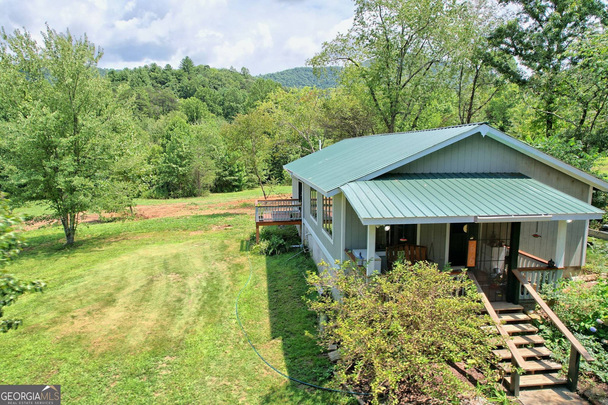 Rabun Gap, GA 30568,66 Stella LN