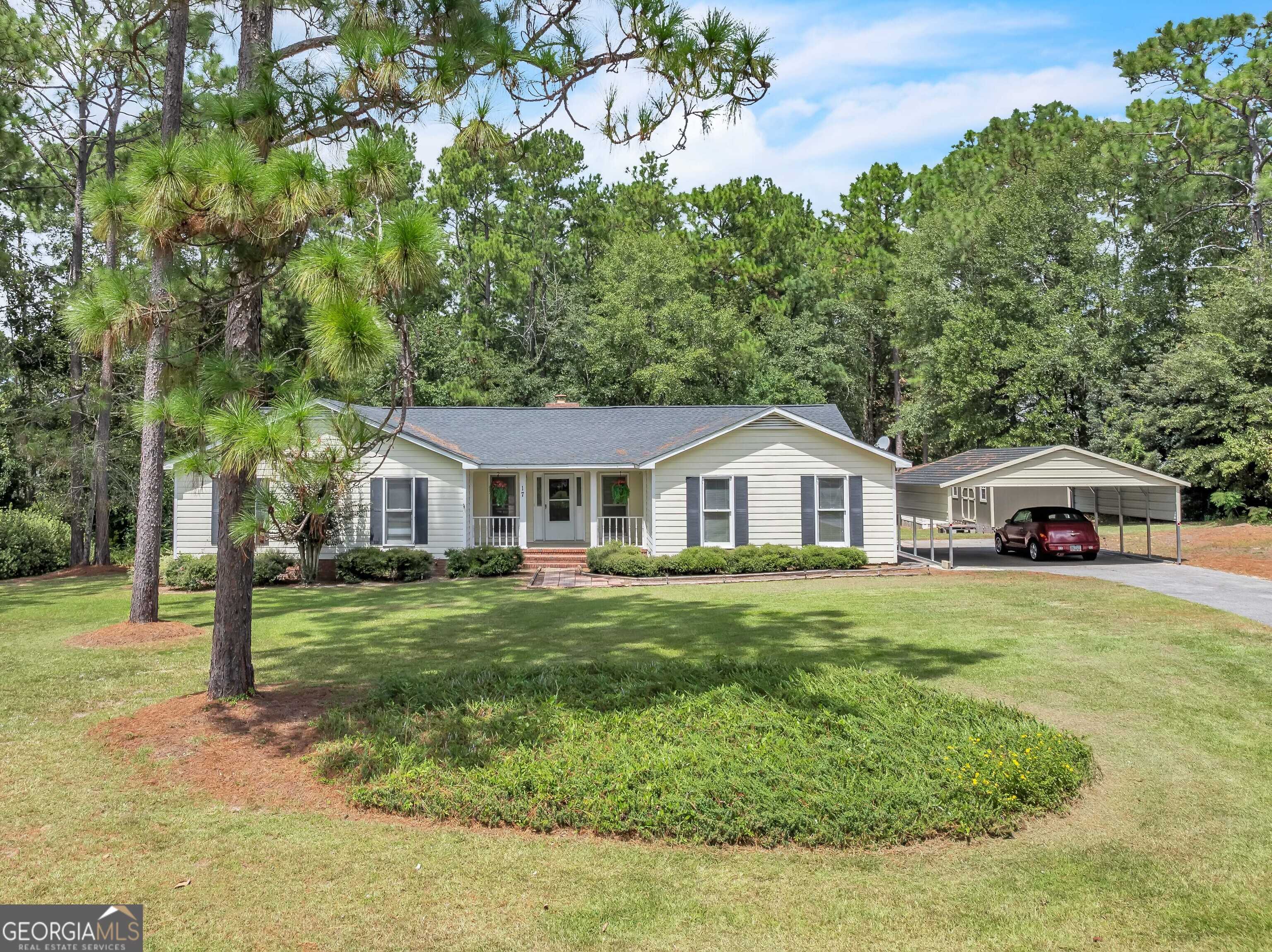 Moultrie, GA 31768,17 Bracken DR